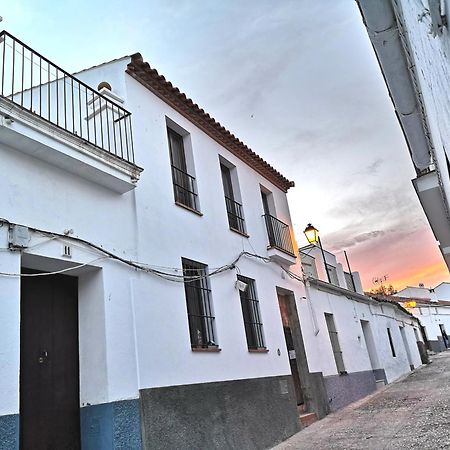 Casa Centenaria Con Encanto Zufre Екстериор снимка